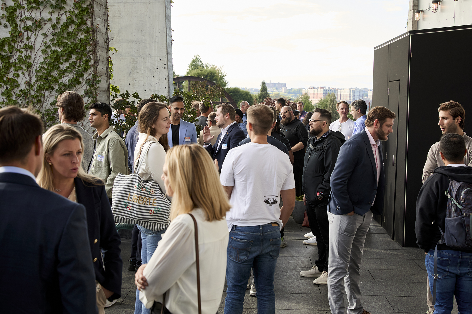 Networking session with enterprise validators and institutional staking participants